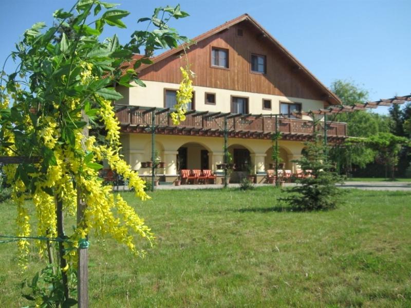 Dedesi Vendeghaz Zalaloevo Hotel Exterior photo